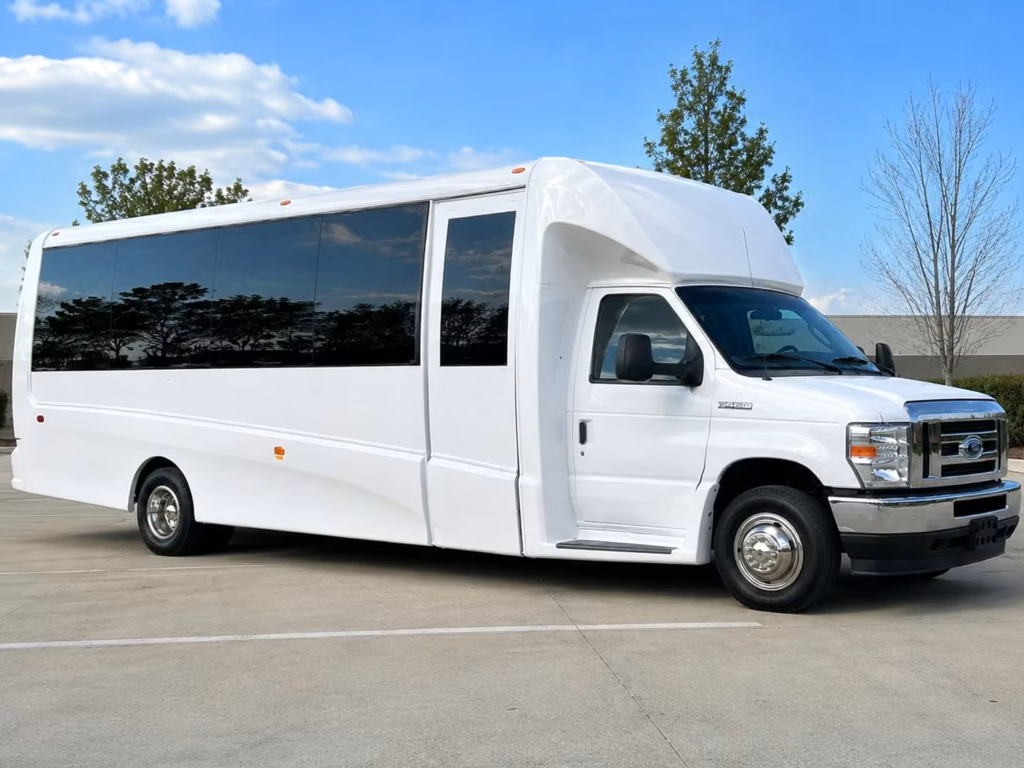 18 passenger minibus