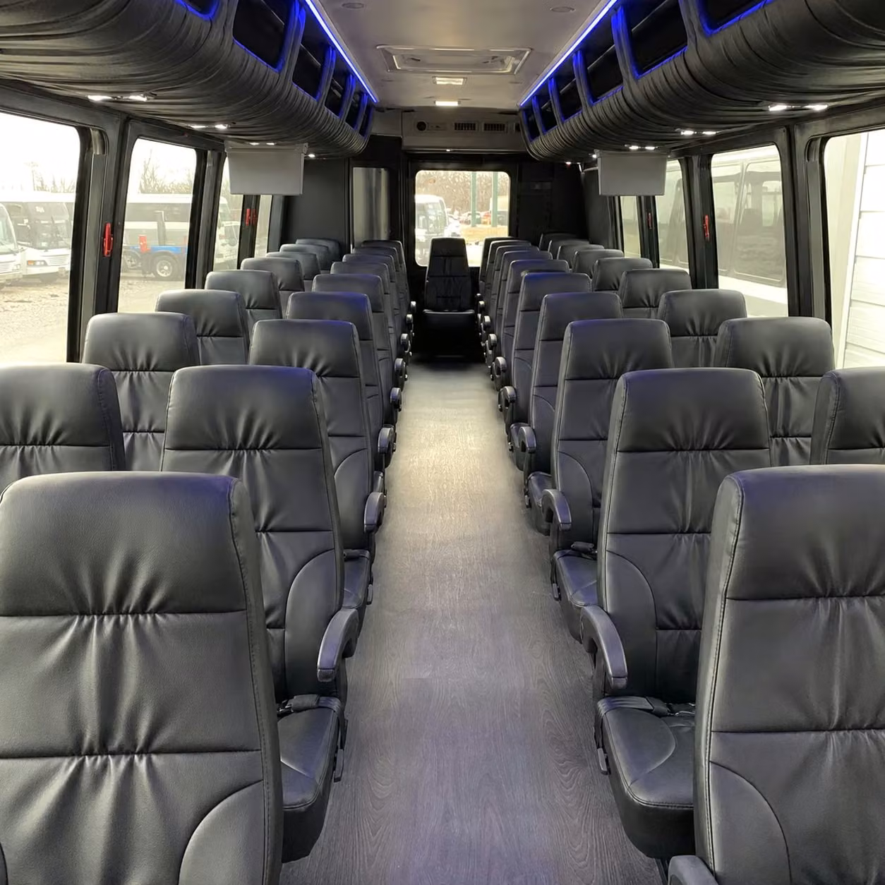 minibus rentals for smaller sioux falls prom groups