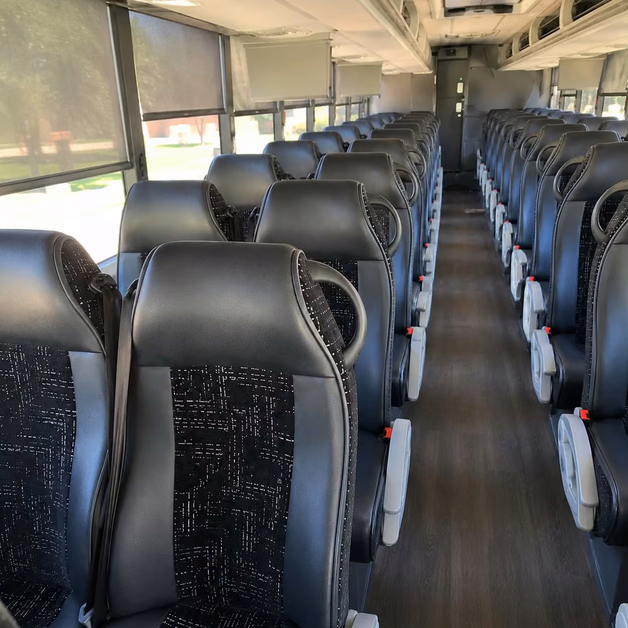 reliable charter bus transportation for sioux falls military personnel and government agencies