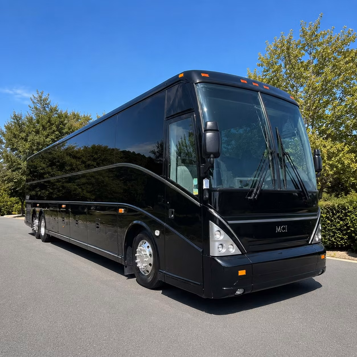 wedding guest shuttles and ceremony transportation in sioux falls